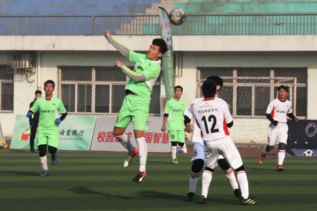 帕森斯为莫兰特首次道歉，重申其为顶尖控卫